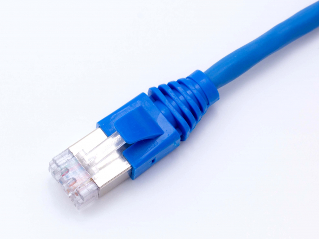 Patchkabel Kat. 5e PVC geschirmt  EMT  mit TLP45 Tülle